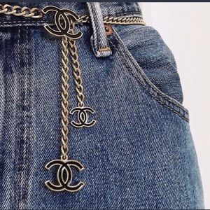 Meet your Posher, Claire